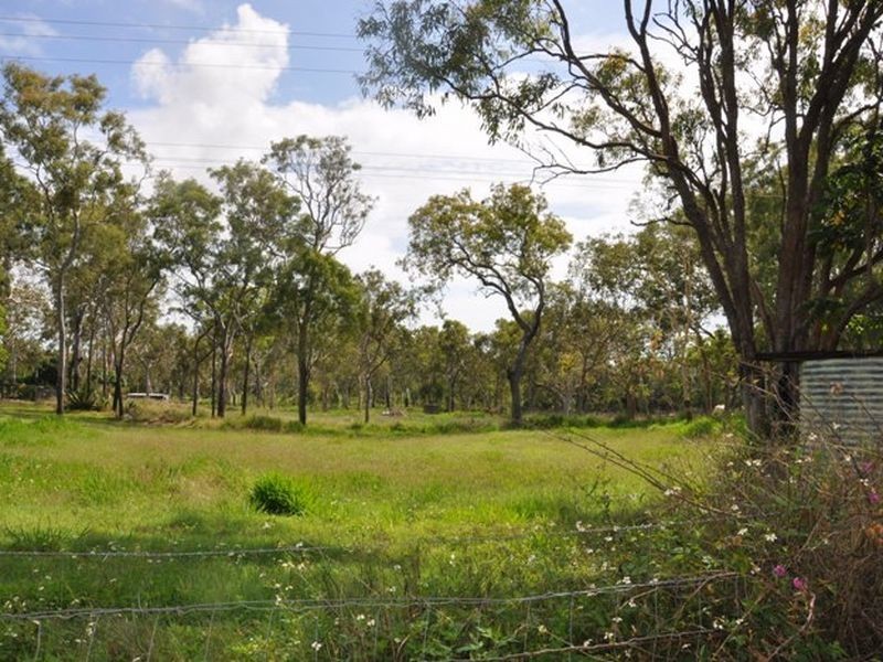 2 Herta Lane, Sarina QLD 4737