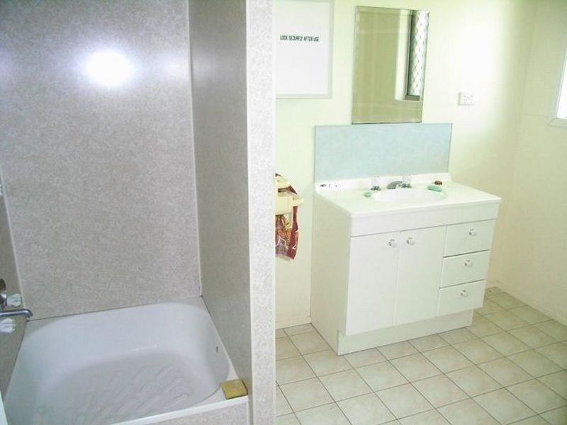 4 Noden, Sarina QLD 4737