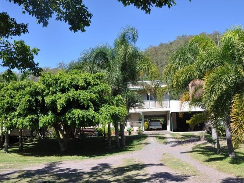 91608 Bruce Highway, Sarina QLD 4737