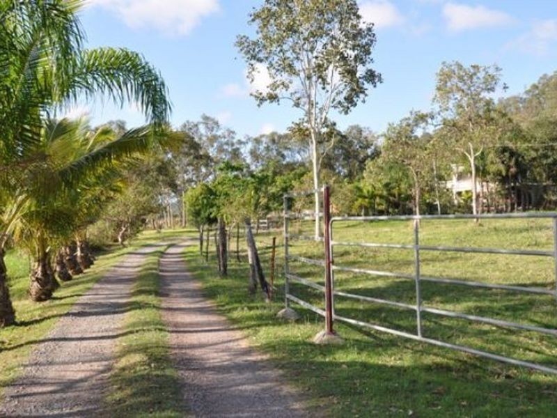 91608 Bruce Highway, Sarina QLD 4737