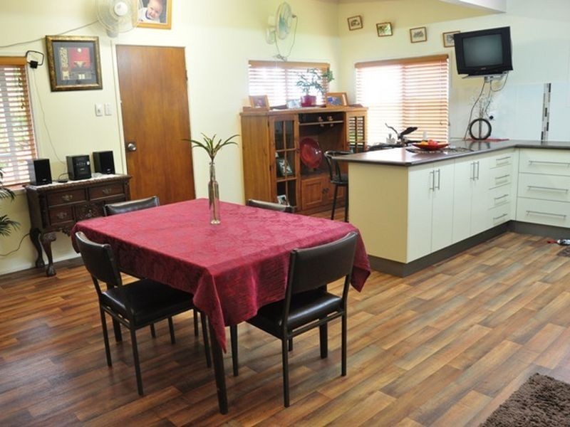 91608 Bruce Highway, Sarina QLD 4737