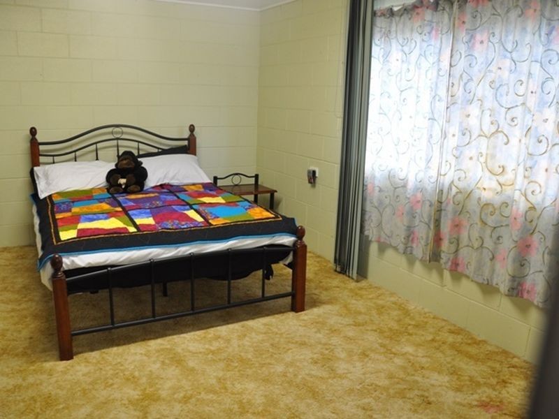 31 Owen Jenkins Drive, Sarina Beach QLD 4737