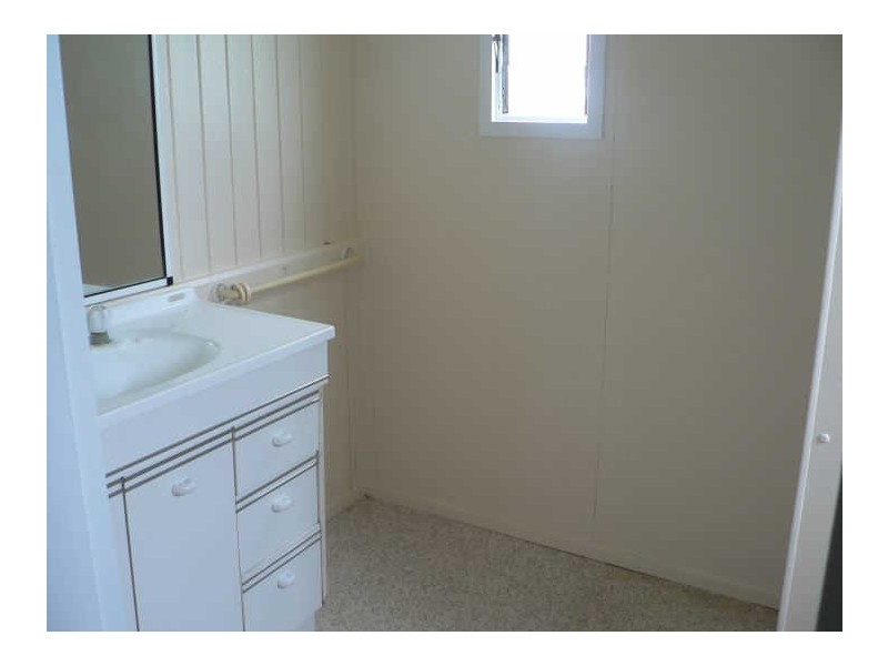 31 Beach Road, Sarina QLD 4737