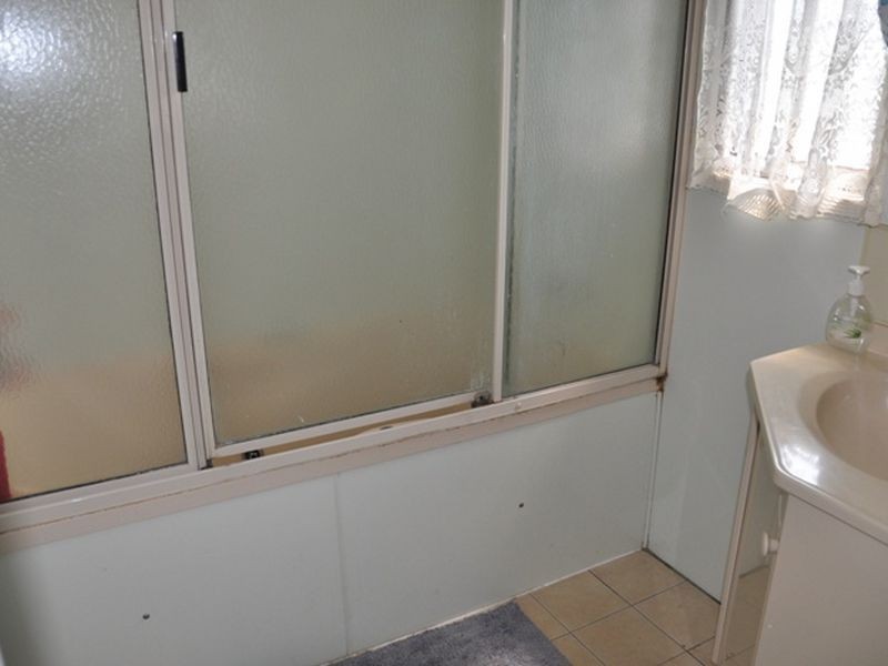 36 Range Road, Sarina QLD 4737