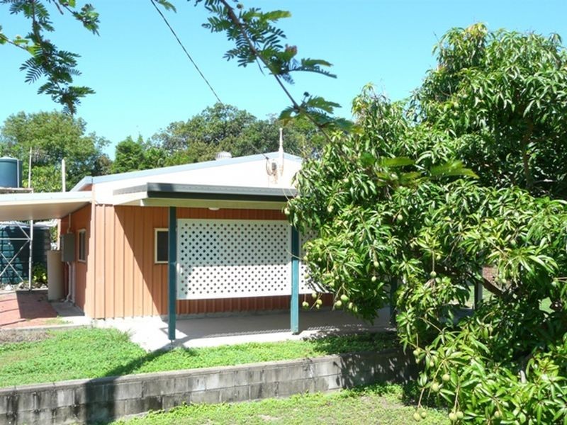 104 Colonial Drive, Clairview QLD 4741