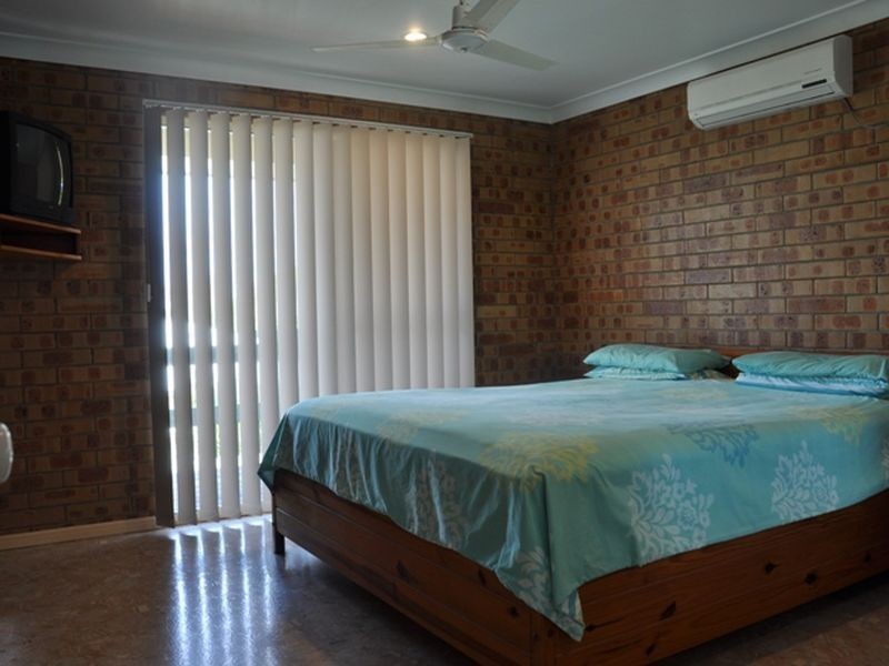 77 Zelma Street, Grasstree Beach QLD 4740