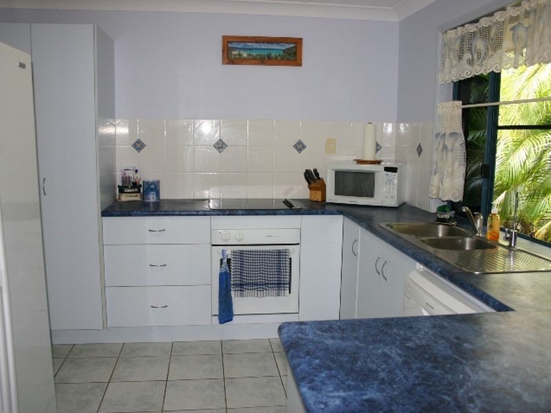 6 Katharyn Av, Grasstree Beach QLD 4740