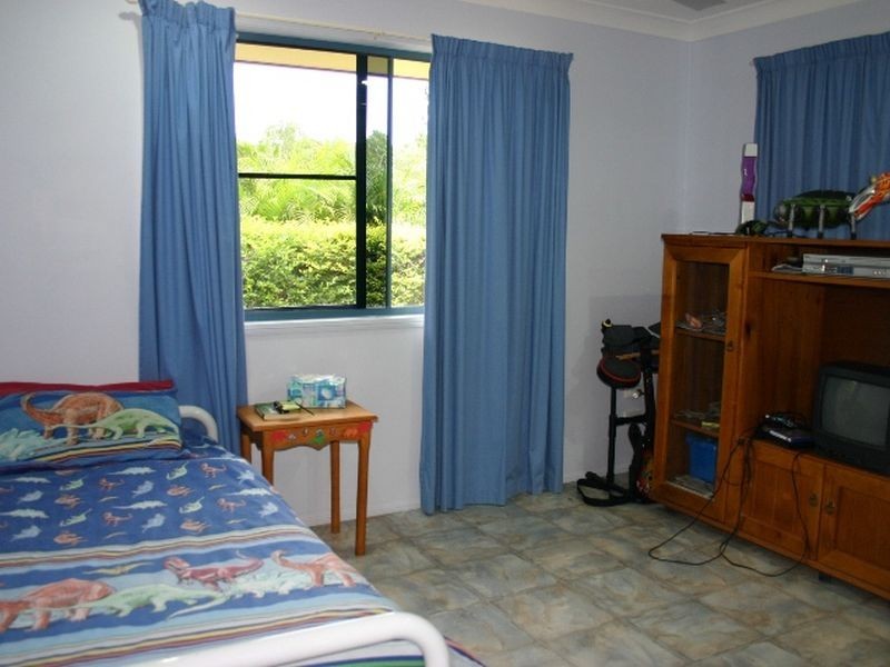 6 Katharyn Av, Grasstree Beach QLD 4740