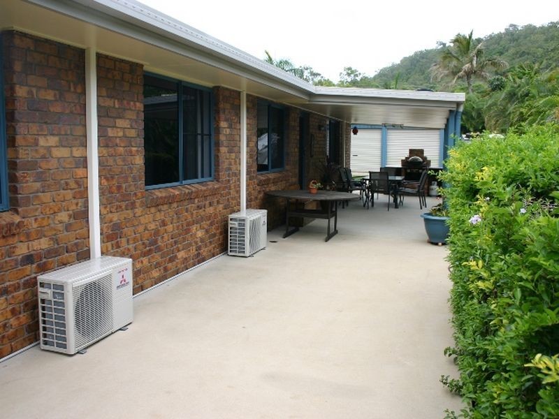 6 Katharyn Av, Grasstree Beach QLD 4740