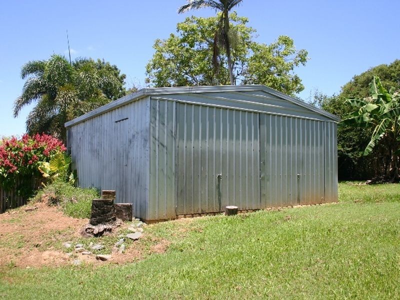 11 Langdon Street, Sarina QLD 4737