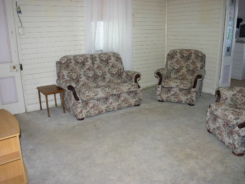 11 Langdon Street, Sarina QLD 4737