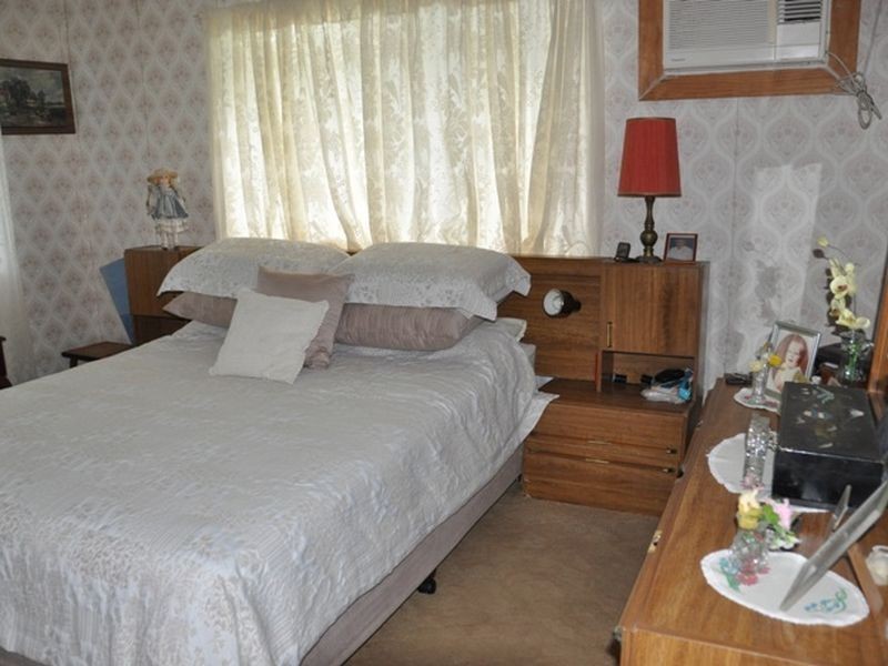 49 Place Avenue, Sarina QLD 4737