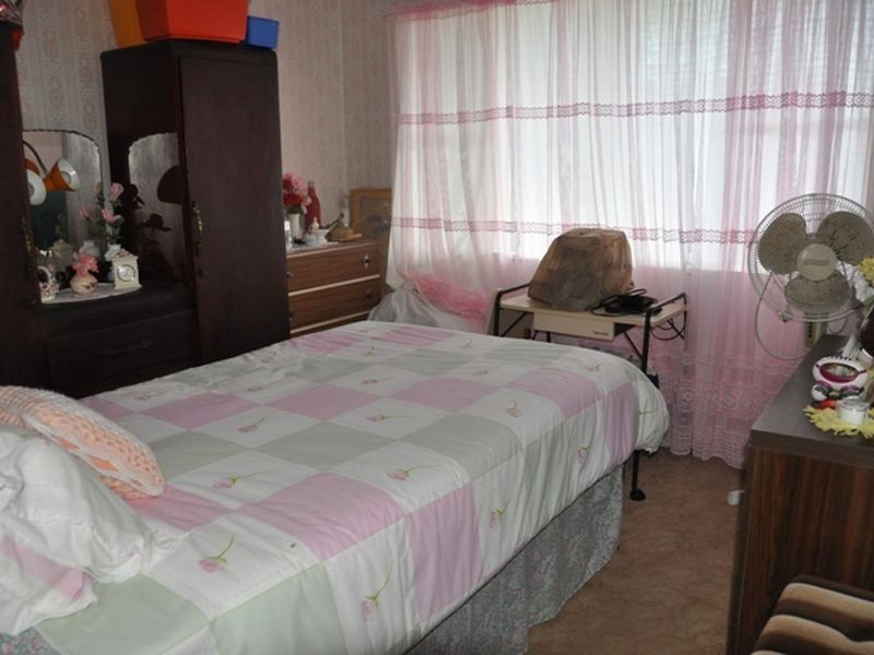 49 Place Avenue, Sarina QLD 4737