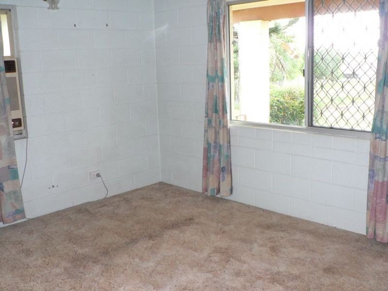 13 Lawries, Sarina QLD 4737