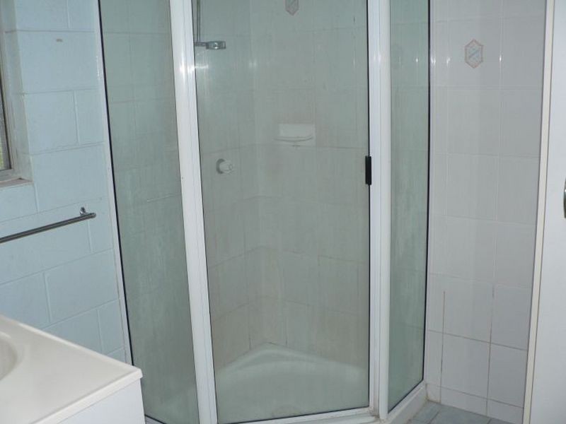 13 Lawries, Sarina QLD 4737