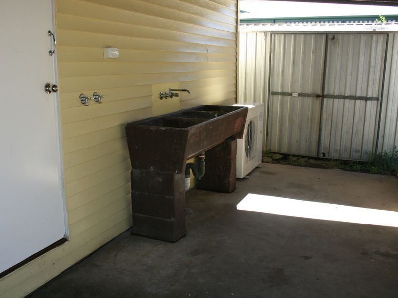 6 Jackson Street, Sarina QLD 4737