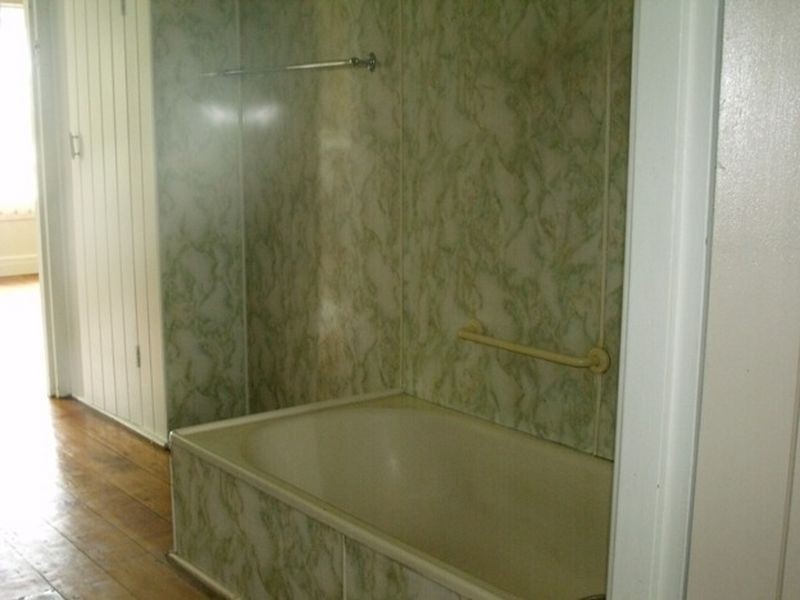 12 Graham Street, Koumala QLD 4738