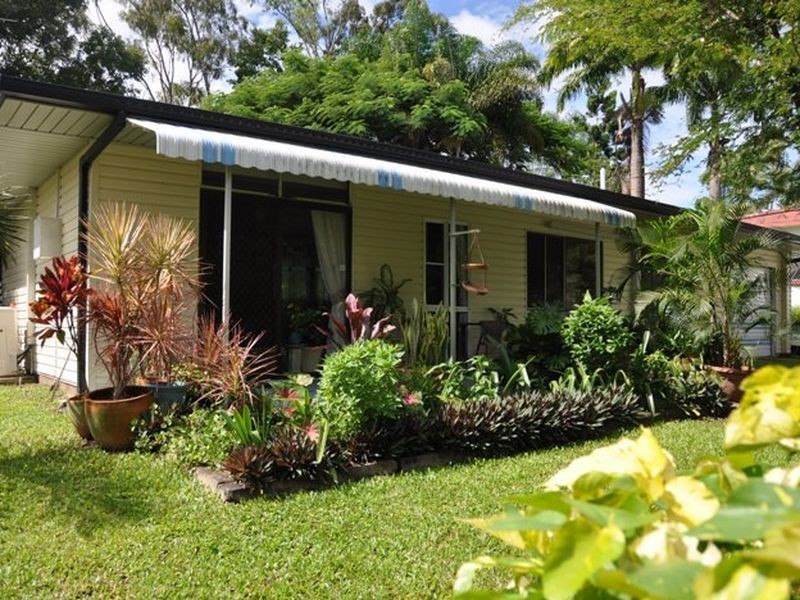 12 GOONYELLA AVE, Sarina QLD 4737