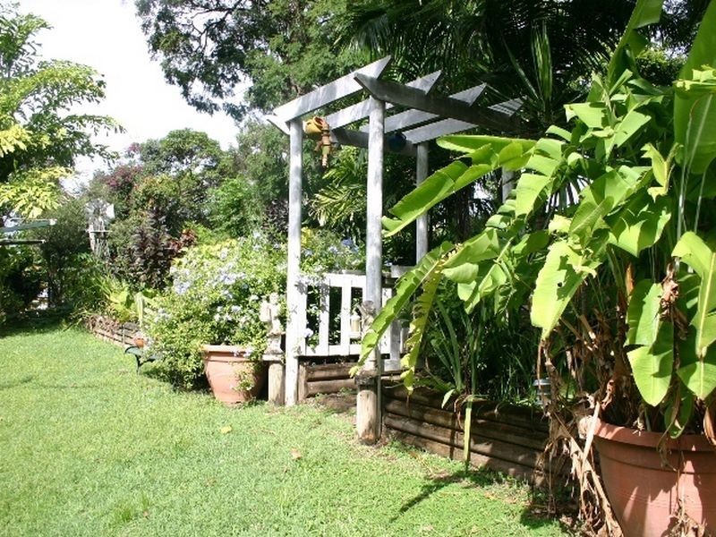 12 GOONYELLA AVE, Sarina QLD 4737