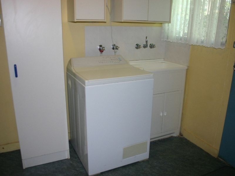 12 GOONYELLA AVE, Sarina QLD 4737