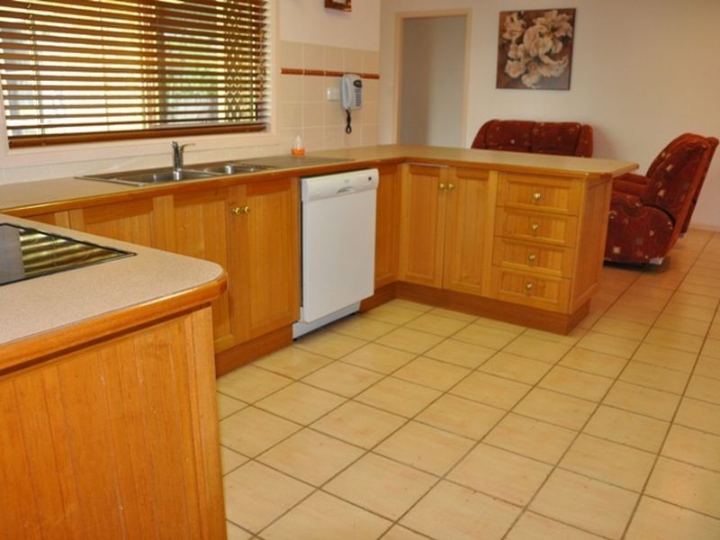 10 Patroyce Court, Sarina QLD 4737