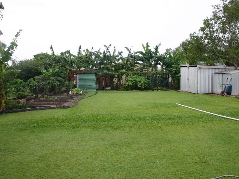 10 Arthur Street, St Lawrence QLD 4707