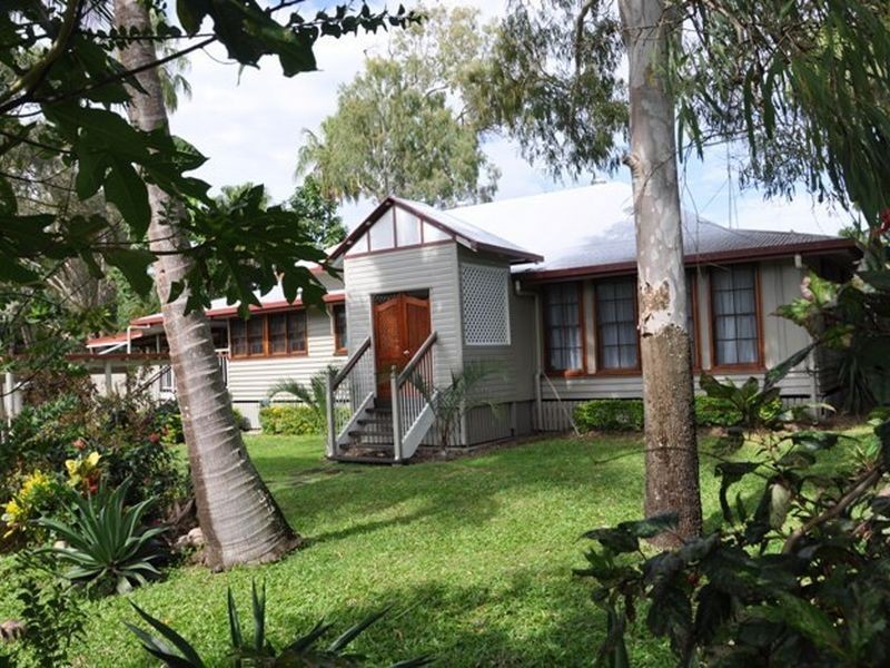 11 Armstrong Beach Road, Armstrong Beach QLD 4737
