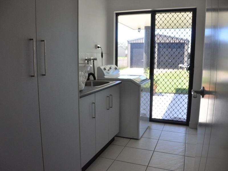 16 Swan Street, Armstrong Beach QLD 4737