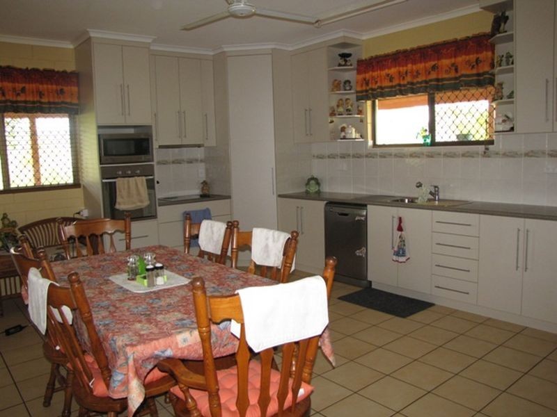 655 West Plane Creek Road, Sarina QLD 4737