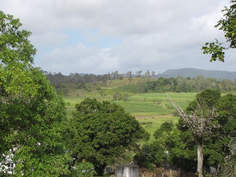 655 West Plane Creek Road, Sarina QLD 4737