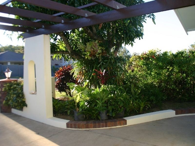 2 Hillside Drive, Grasstree Beach QLD 4740