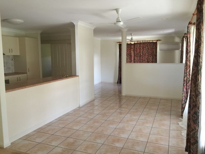 4 Rankin Court, Armstrong Beach QLD 4737