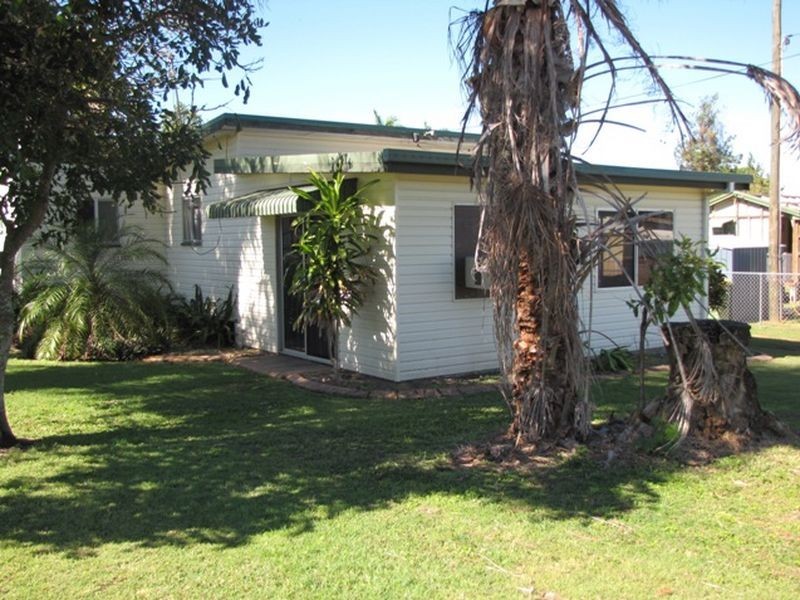 21 Hellwege Street, Hay Point QLD 4740