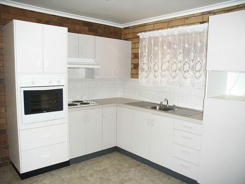 1/17 Fremont Avenue, Sarina QLD 4737