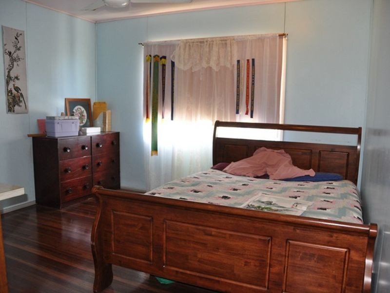 7 West Street, Sarina QLD 4737