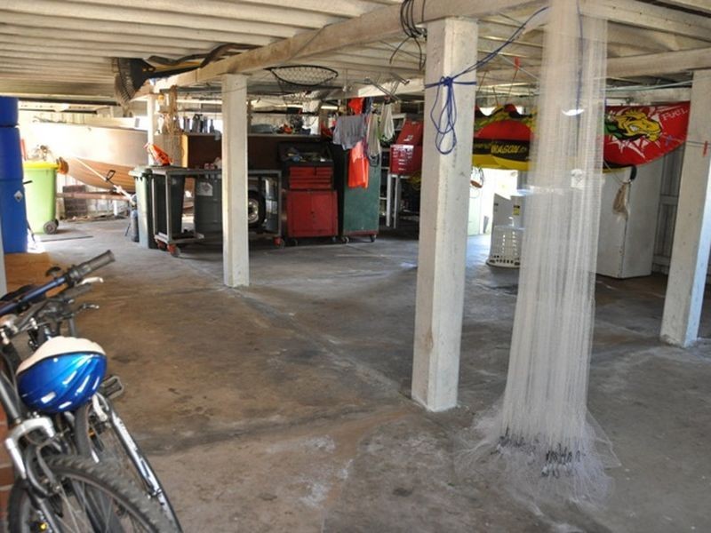 7 West Street, Sarina QLD 4737