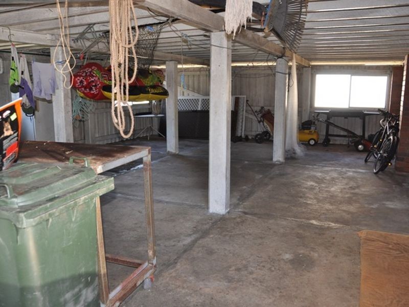 7 West Street, Sarina QLD 4737