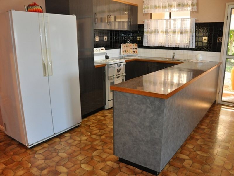 31 Lamberts Road, Sarina QLD 4737