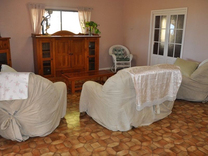 31 Lamberts Road, Sarina QLD 4737