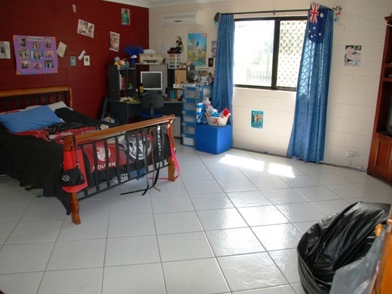 17 Baronga Drive, Alligator Creek QLD 4740