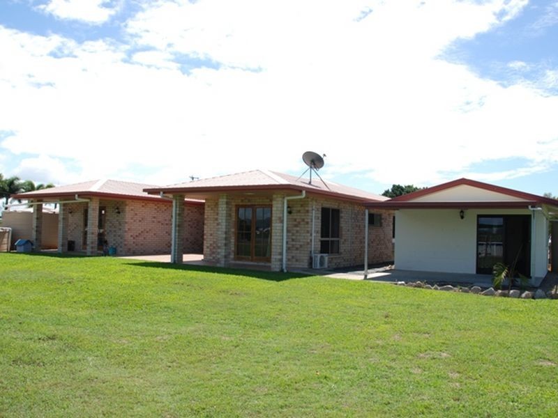 17 Baronga Drive, Alligator Creek QLD 4740