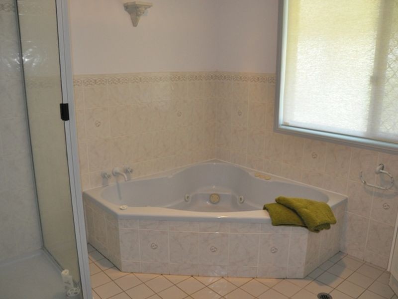 125 Rasmussen Avenue, Salonika Beach QLD 4740