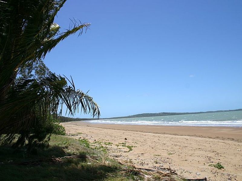Armstrong Beach QLD 4737