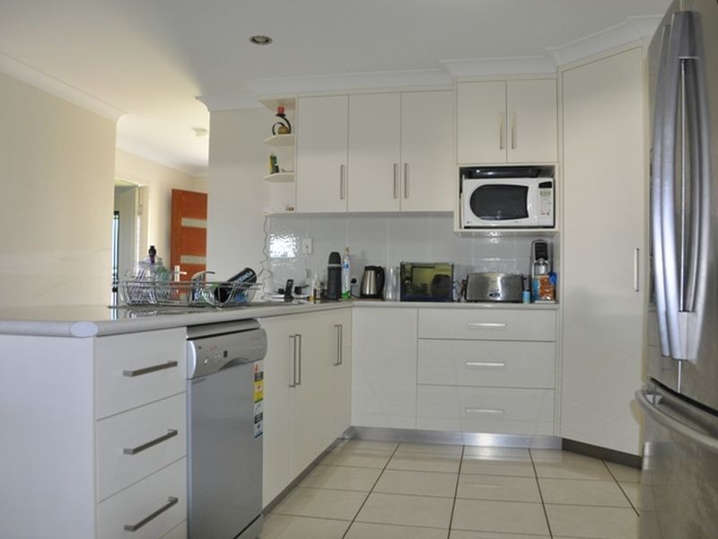 11 Pacific Avenue, Sarina QLD 4737