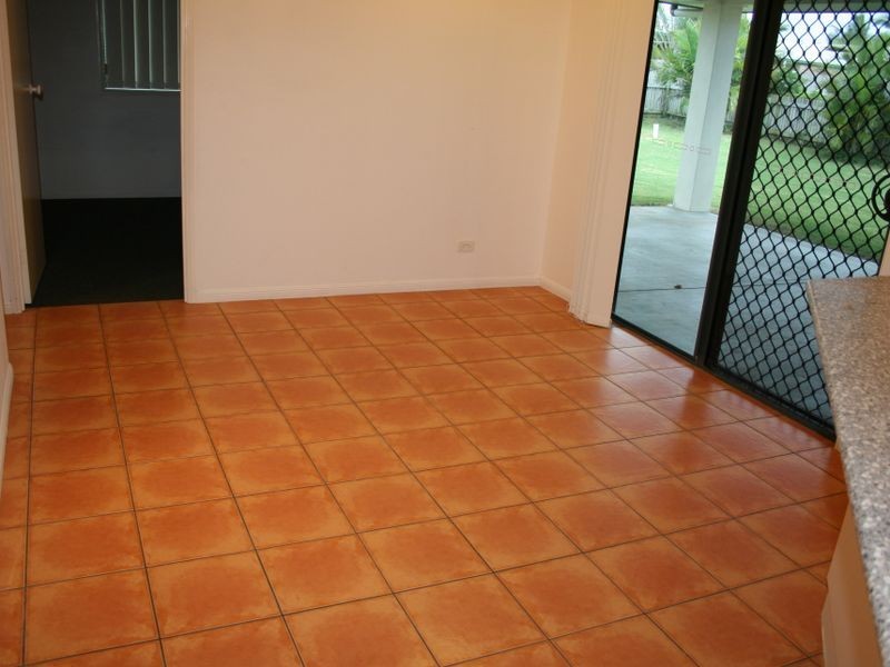 98 Rasmussen Avenue, Salonika Beach QLD 4740