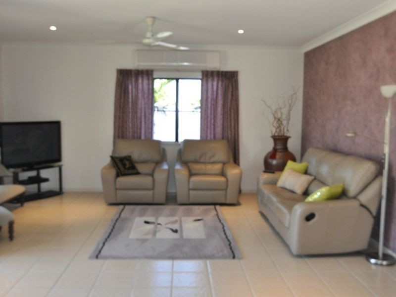 6 Rankin Court, Armstrong Beach QLD 4737