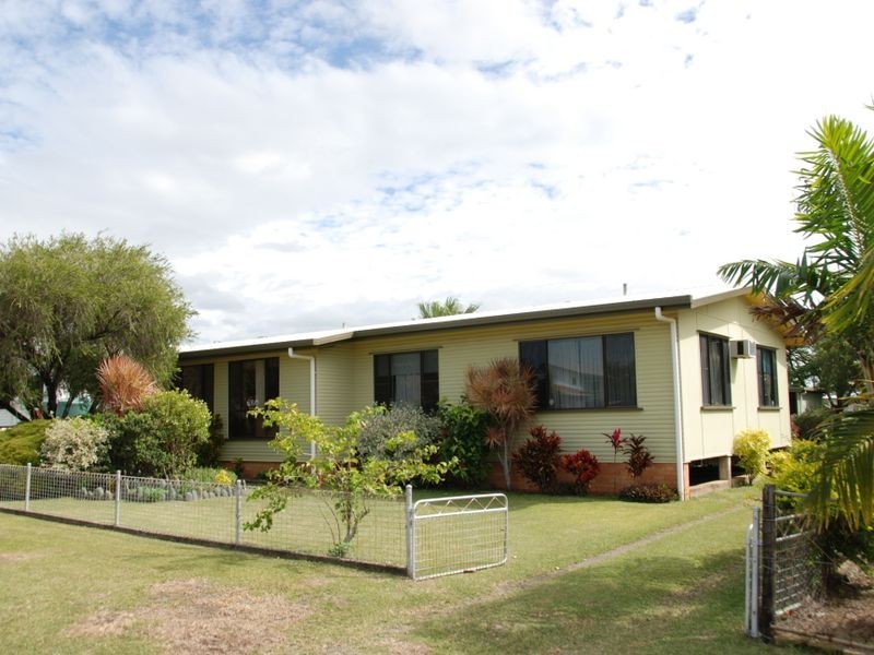 31 Place Avenue, Sarina QLD 4737