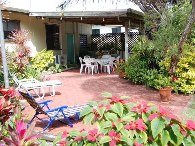 31 Place Avenue, Sarina QLD 4737