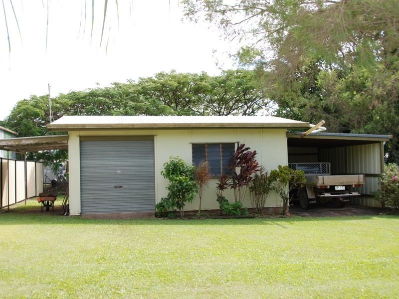 31 Place Avenue, Sarina QLD 4737