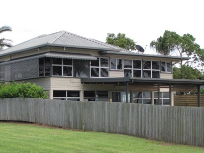 27 Mccarthy Street, Hay Point QLD 4740